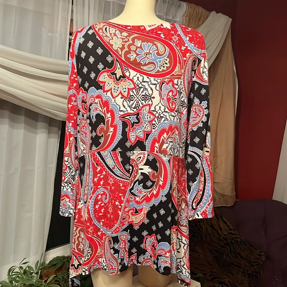 BNWOT Ruby Rd. Multicolor paisley top. - Picture 7 of 12
